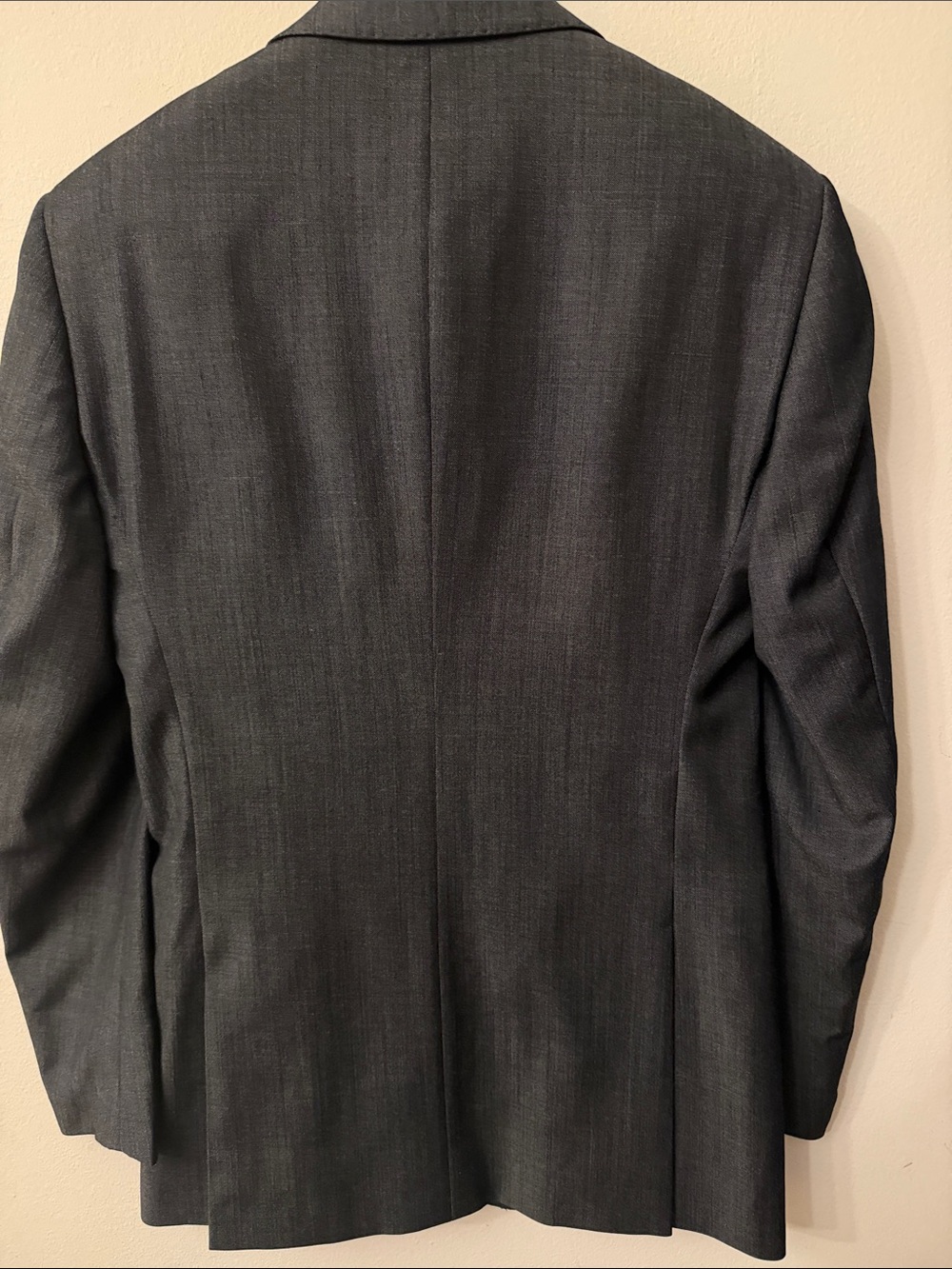 Mantoni Men's Dark Gray Two-Button Notch Lapel Suit Jacket - Picture 10 of 10